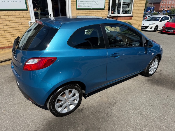 Used Mazda Mazda2 2011 for sale - 75229075: Photo 4