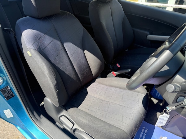 Used Mazda Mazda2 2011 for sale - 75229075: Photo 6