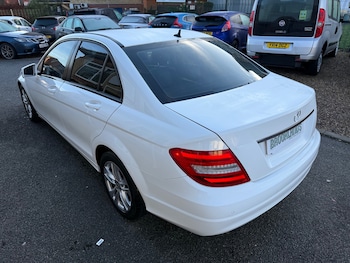 Used Mercedes-Benz C Class 2013 for sale - 76830784: Photo