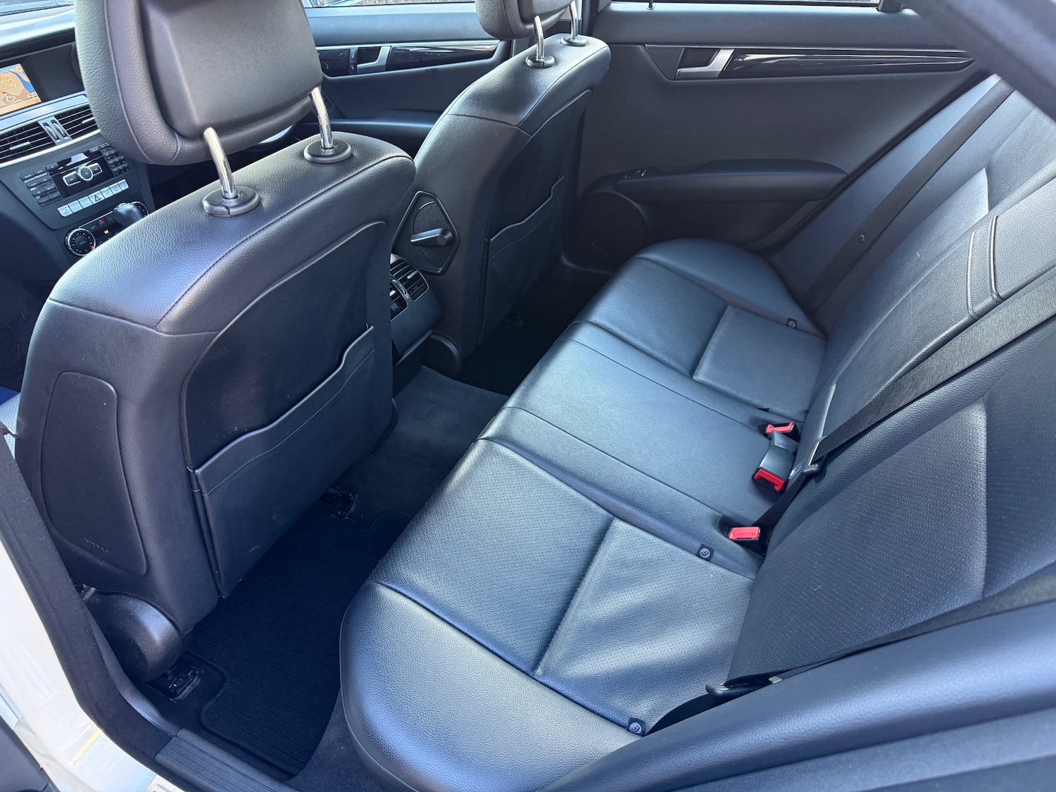 Used Mercedes-Benz C Class 2013 for sale - 76830784: Photo 9