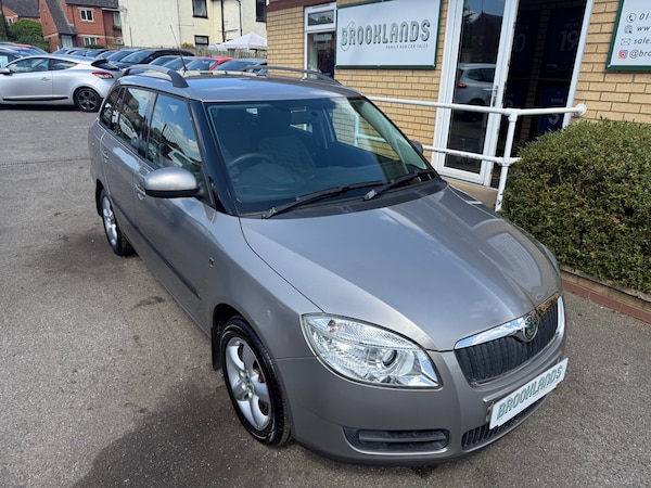 Used Skoda Fabia 2010 for sale - 74720960: Photo 1