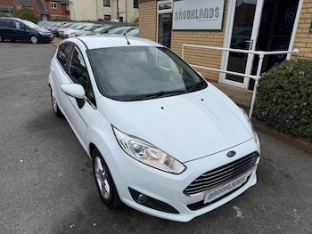 2013 (13) - 1.25 Zetec 5 Door