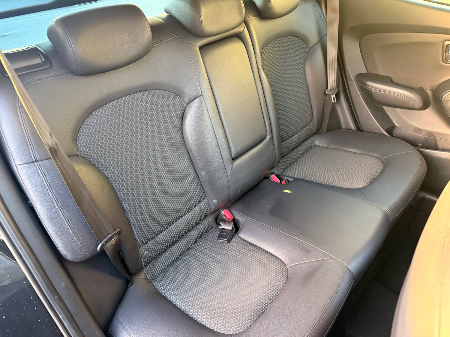 Used Hyundai Ix35 2012 for sale - 76894895: Photo 7