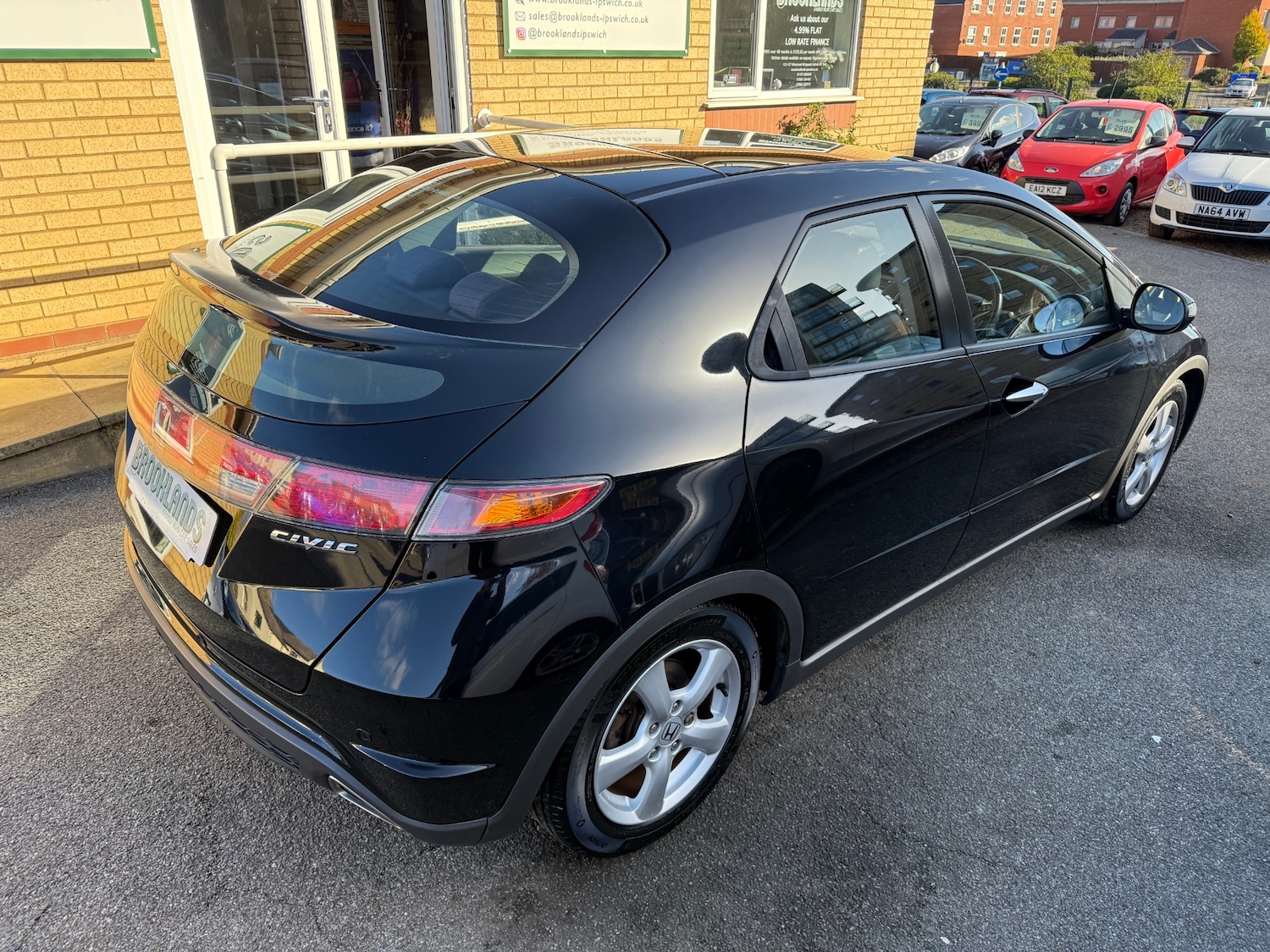 Used Honda Civic 2008 for sale - 76364863: Photo 4