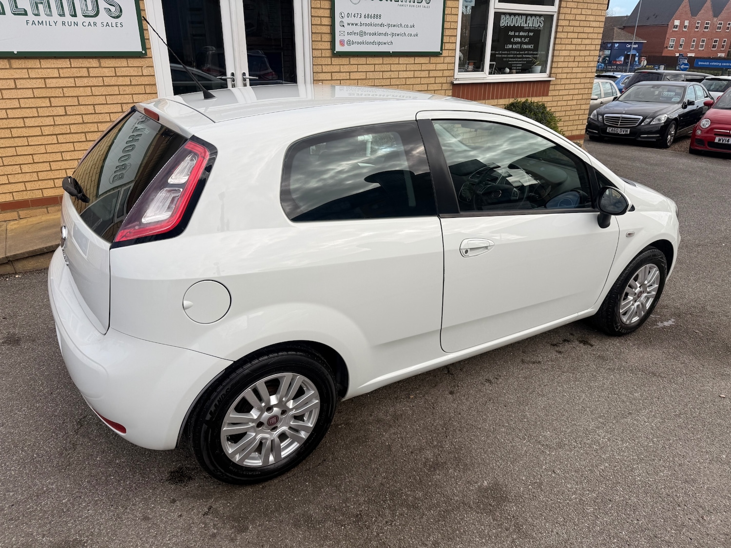 Used Fiat Punto 2015 for sale - 77915482: Photo 4