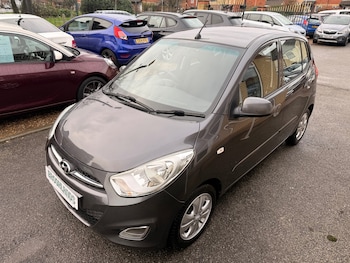 Used Hyundai i10 2012 for sale - 77271921: Photo