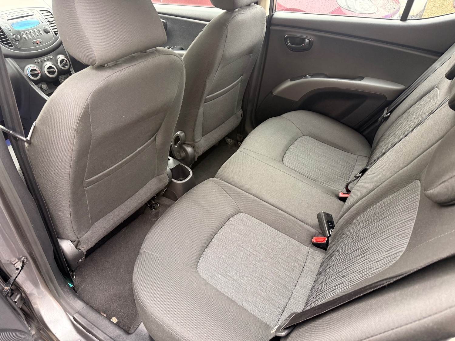 Used Hyundai i10 2012 for sale - 77271921: Photo 9