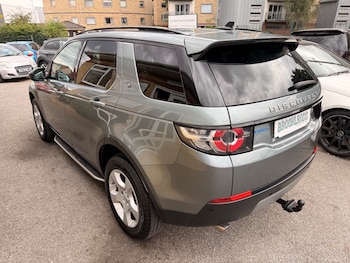 Used Land Rover Discovery Sport 2015 for sale - 79286862: Photo