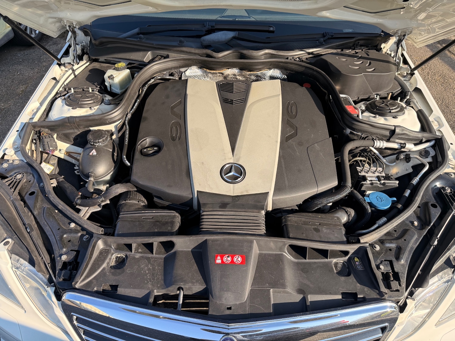 Used Mercedes-Benz E Class 2010 for sale - 77950489: Photo 11