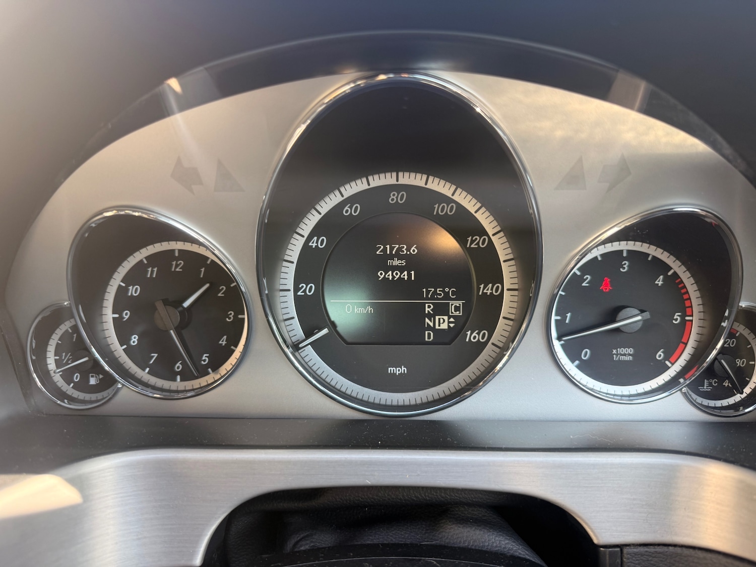 Used Mercedes-Benz E Class 2010 for sale - 77950489: Photo 5