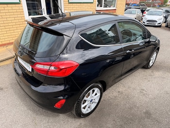Used Ford Fiesta 2018 for sale - 78224784: Photo