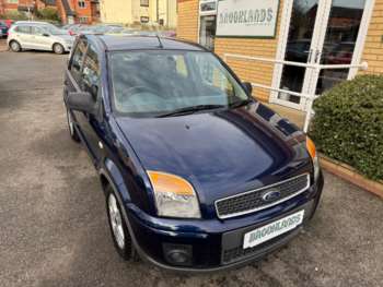 2010 (60) - 1.6 Zetec Climate Automatic 5 Door