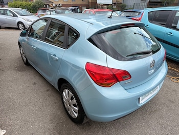 Used Vauxhall Astra 2011 for sale - 78496013: Photo