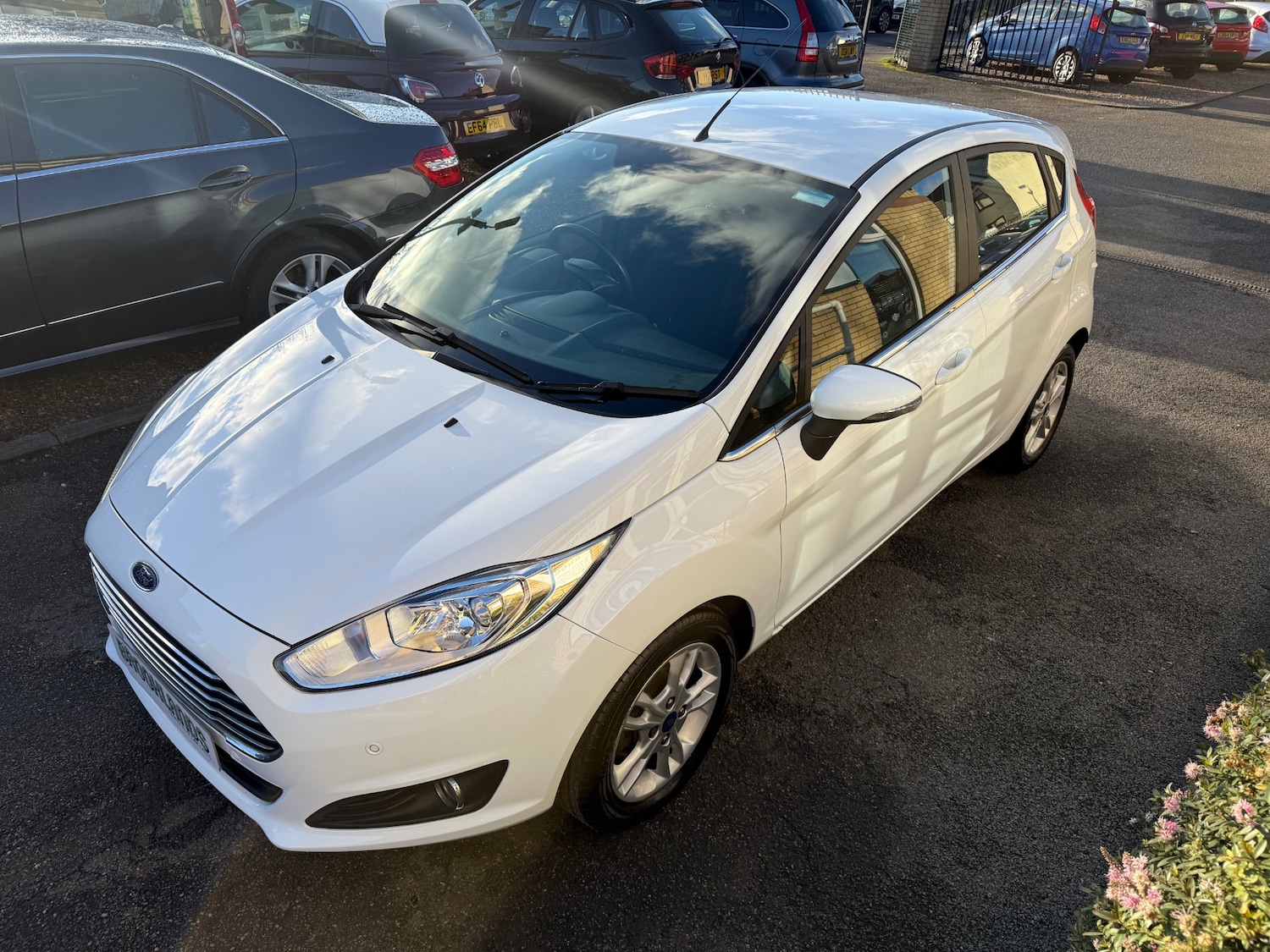 Used Ford Fiesta 2015 for sale - 76696572: Photo 2