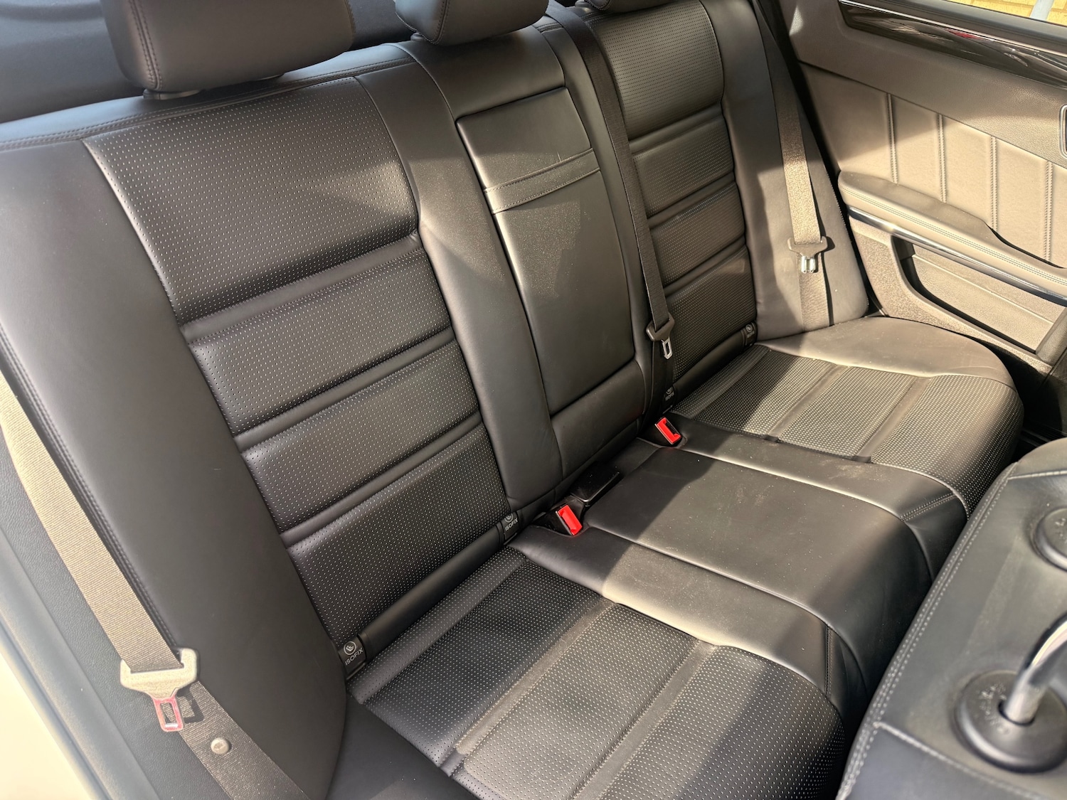 Used Mercedes-Benz E Class 2014 for sale - 77352204: Photo 7