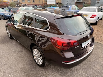 Used Vauxhall Astra 2015 for sale - 76957460: Photo