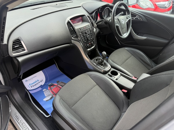 Used Vauxhall Astra 2010 for sale - 75971168: Photo 10