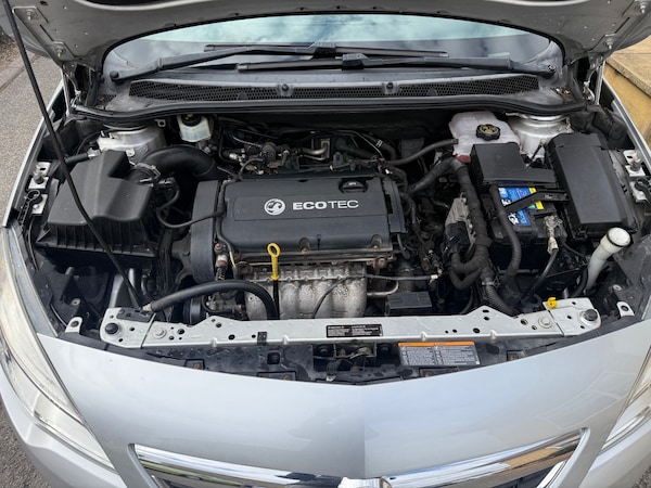 Used Vauxhall Astra 2010 for sale - 75971168: Photo 11