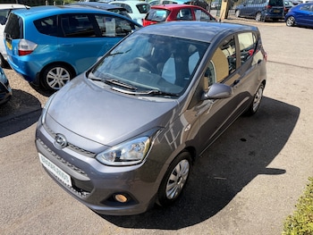 Used Hyundai i10 2014 for sale - 78368462: Photo