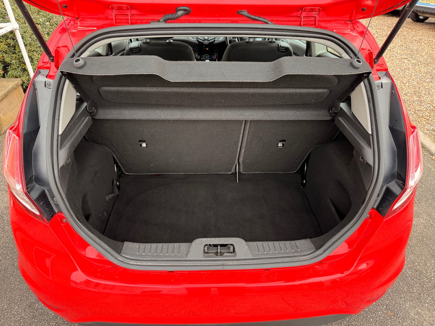 Used Ford Fiesta 2014 for sale - 76879737: Photo 8