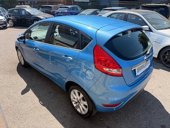 Used Ford Fiesta 2010 for sale - 79353069: Photo