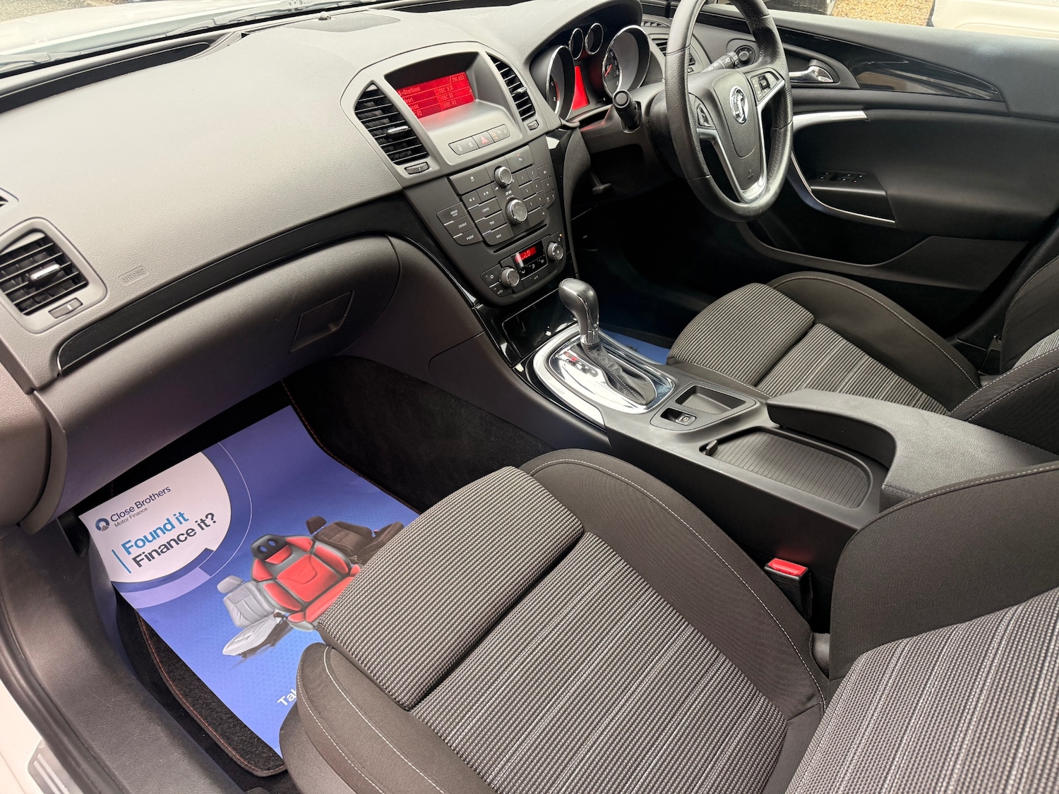 Used Vauxhall Insignia 2011 for sale - 77380771: Photo 10