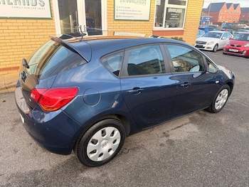 Used Vauxhall Astra 2012 for sale - 76908148: Photo
