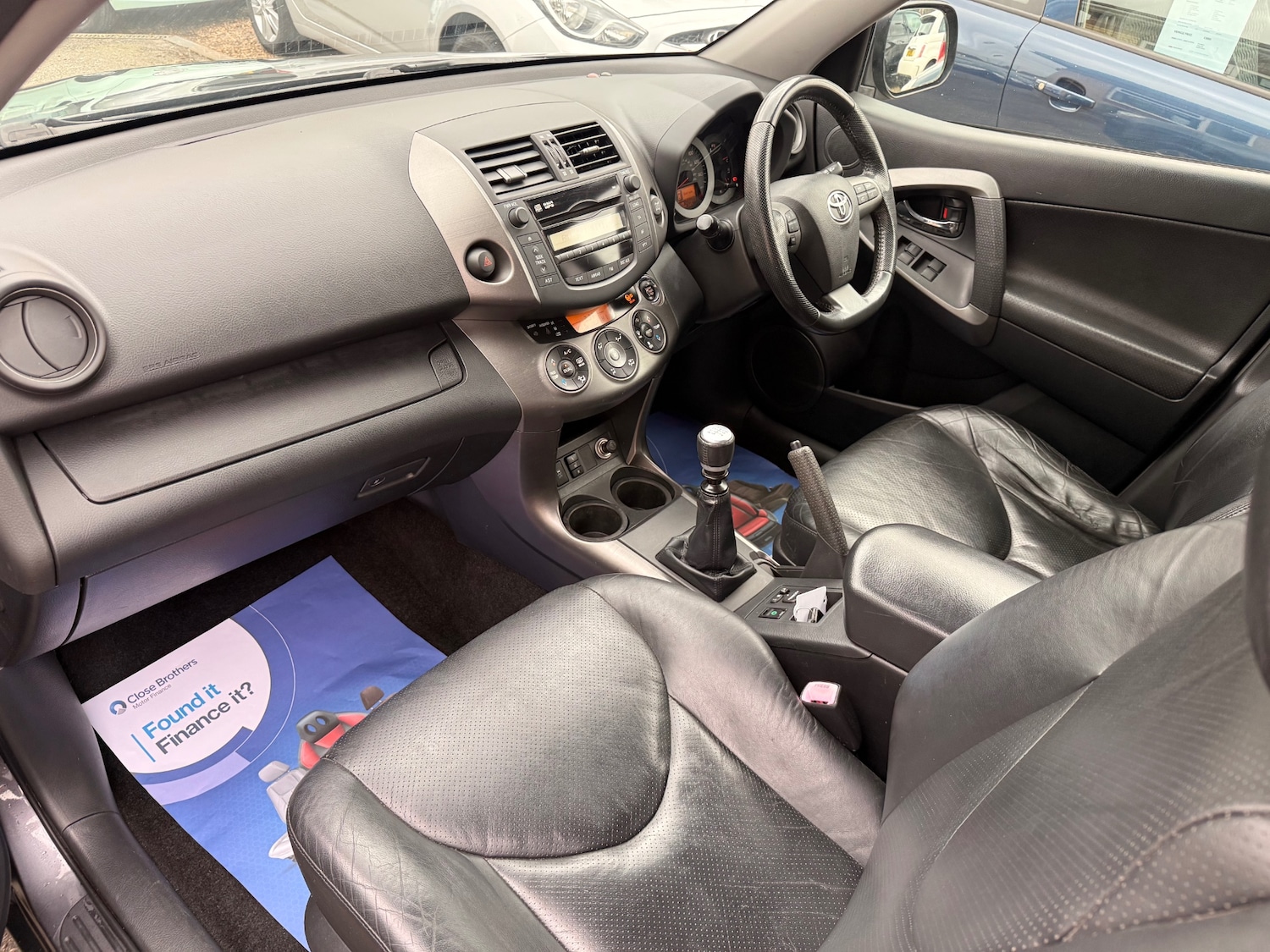 Used Toyota RAV4 2010 for sale - 77630758: Photo 10