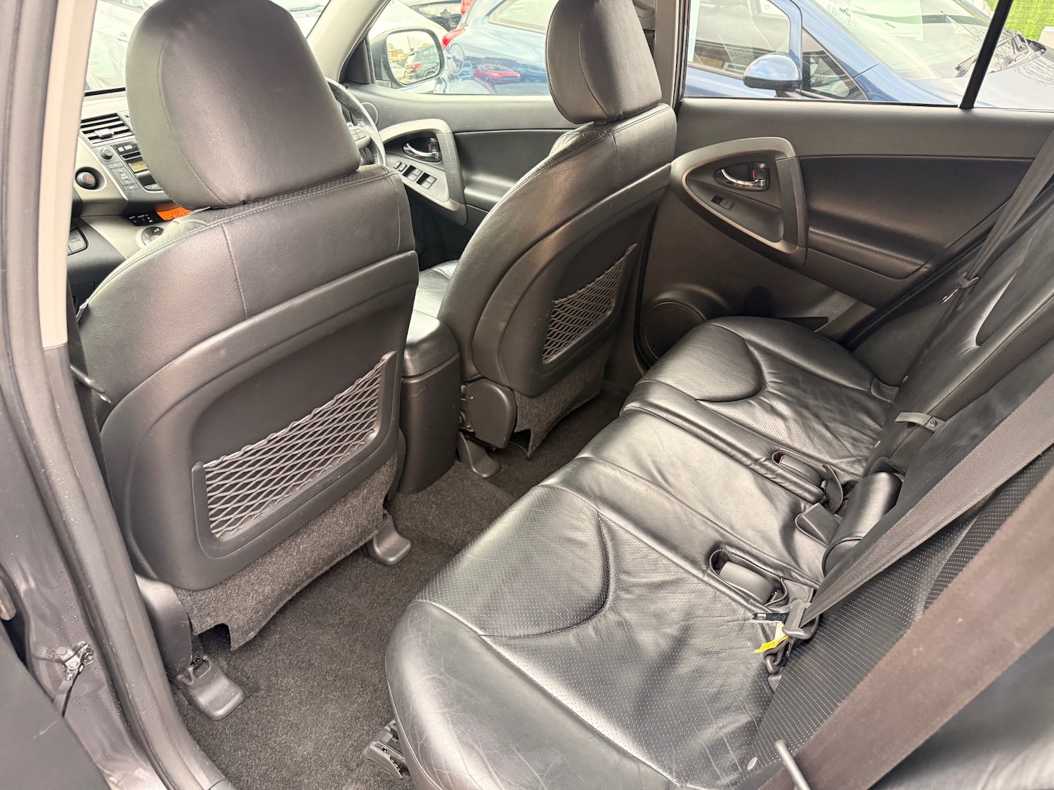 Used Toyota RAV4 2010 for sale - 77630758: Photo 9