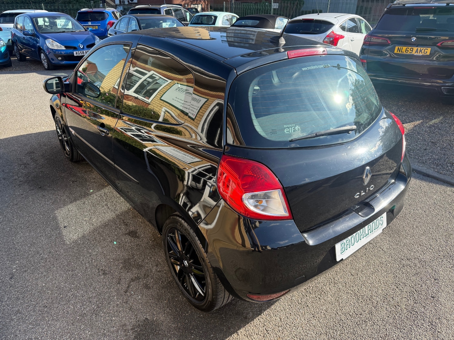 Used Renault Clio 2012 for sale - 76117219: Photo 3
