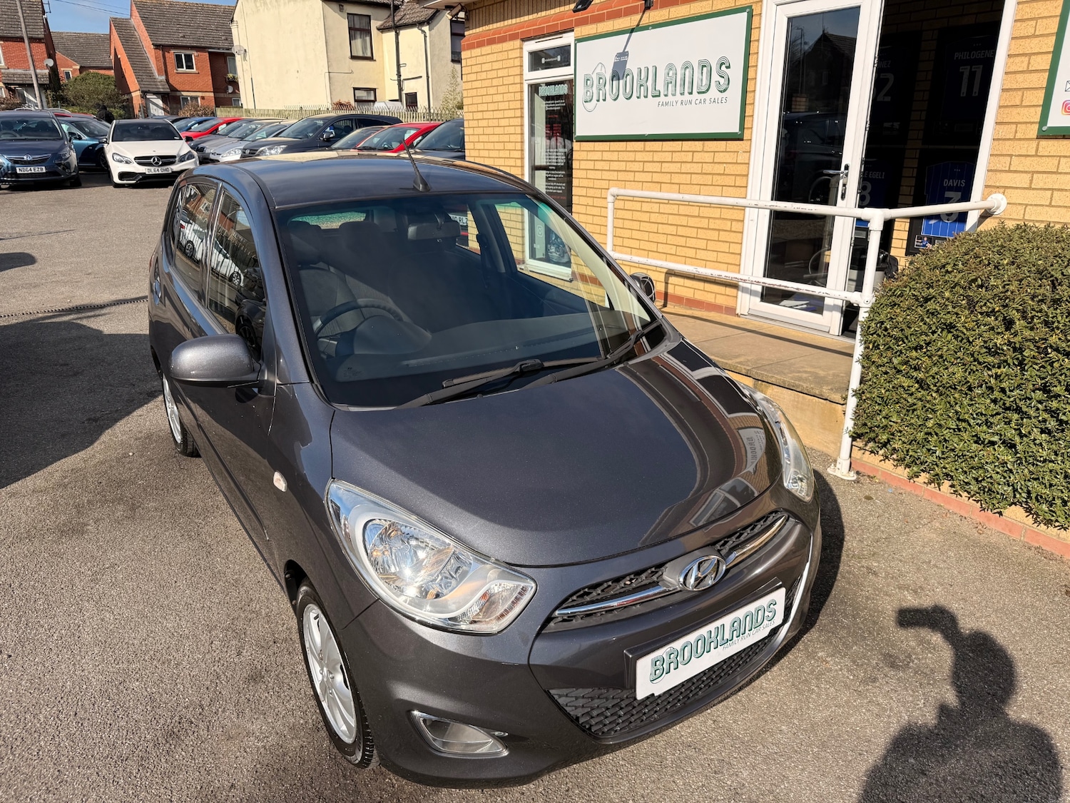 Used Hyundai i10 2011 for sale - 77732619: Photo 1