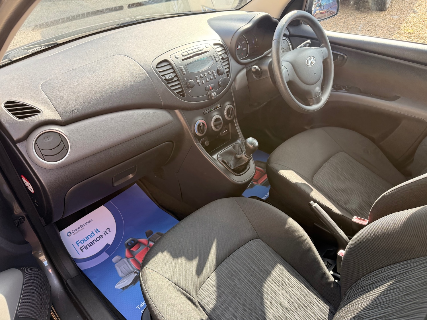 Used Hyundai i10 2011 for sale - 77732619: Photo 10