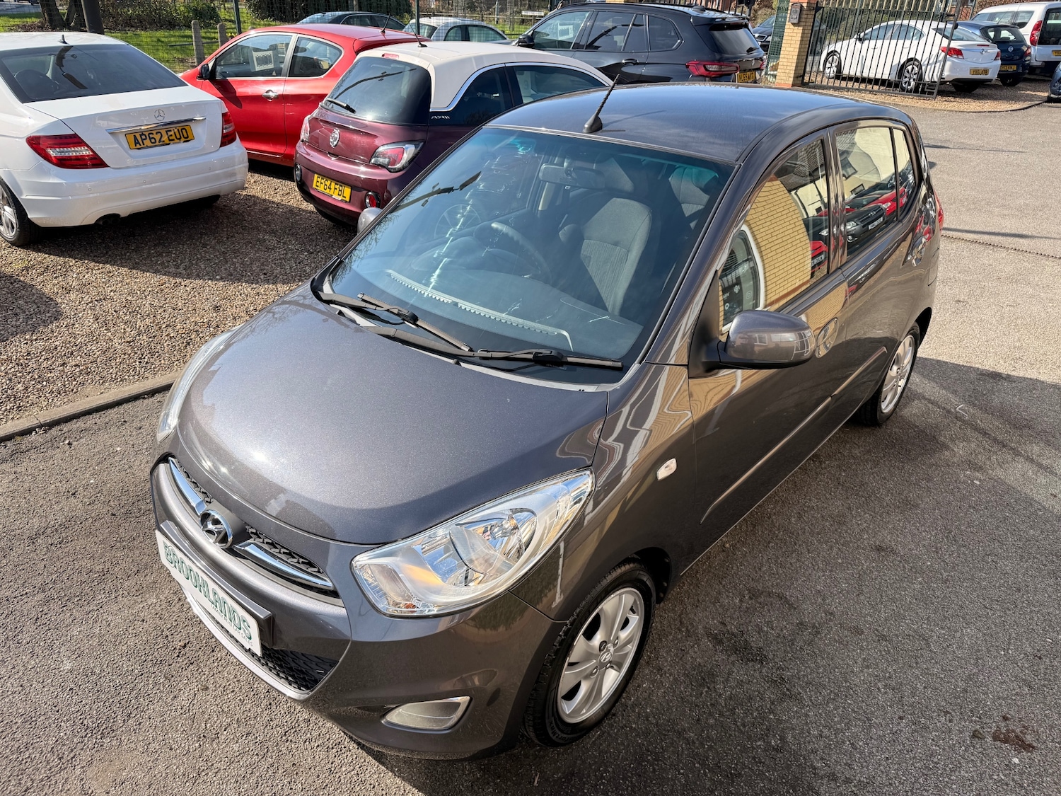 Used Hyundai i10 2011 for sale - 77732619: Photo 2