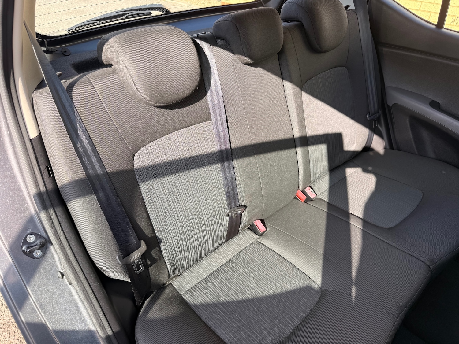 Used Hyundai i10 2011 for sale - 77732619: Photo 7