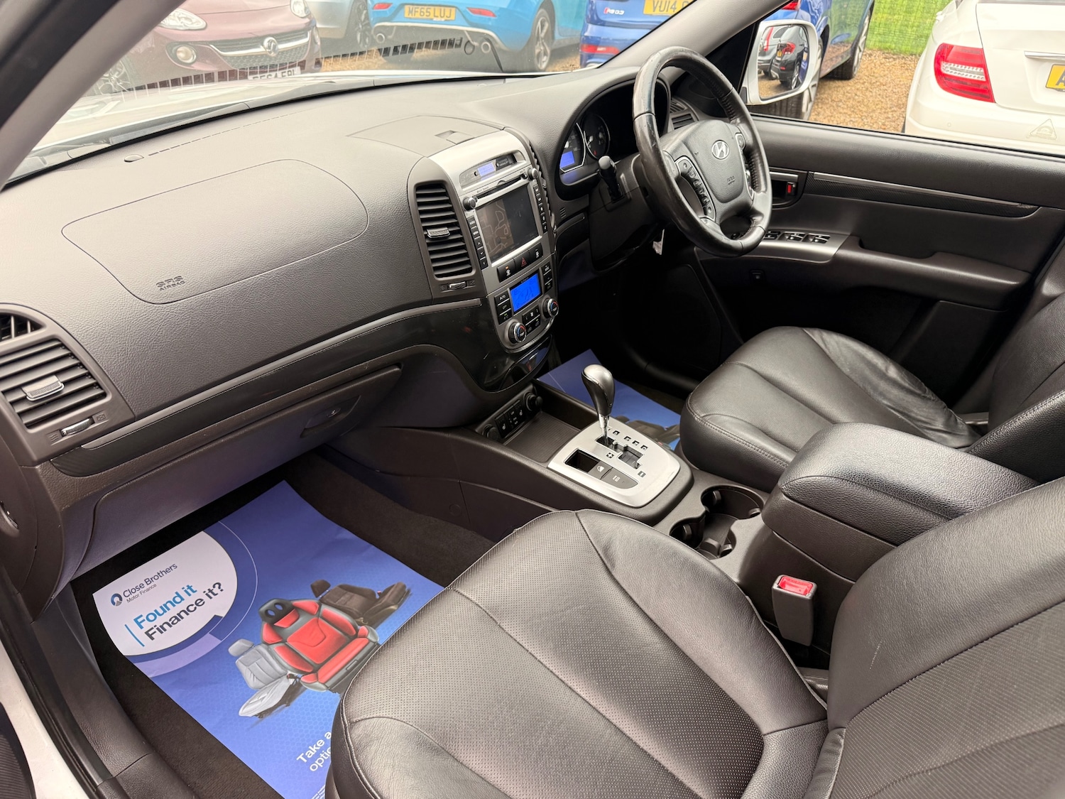 Used Hyundai Santa Fe 2012 for sale - 76919727: Photo 10