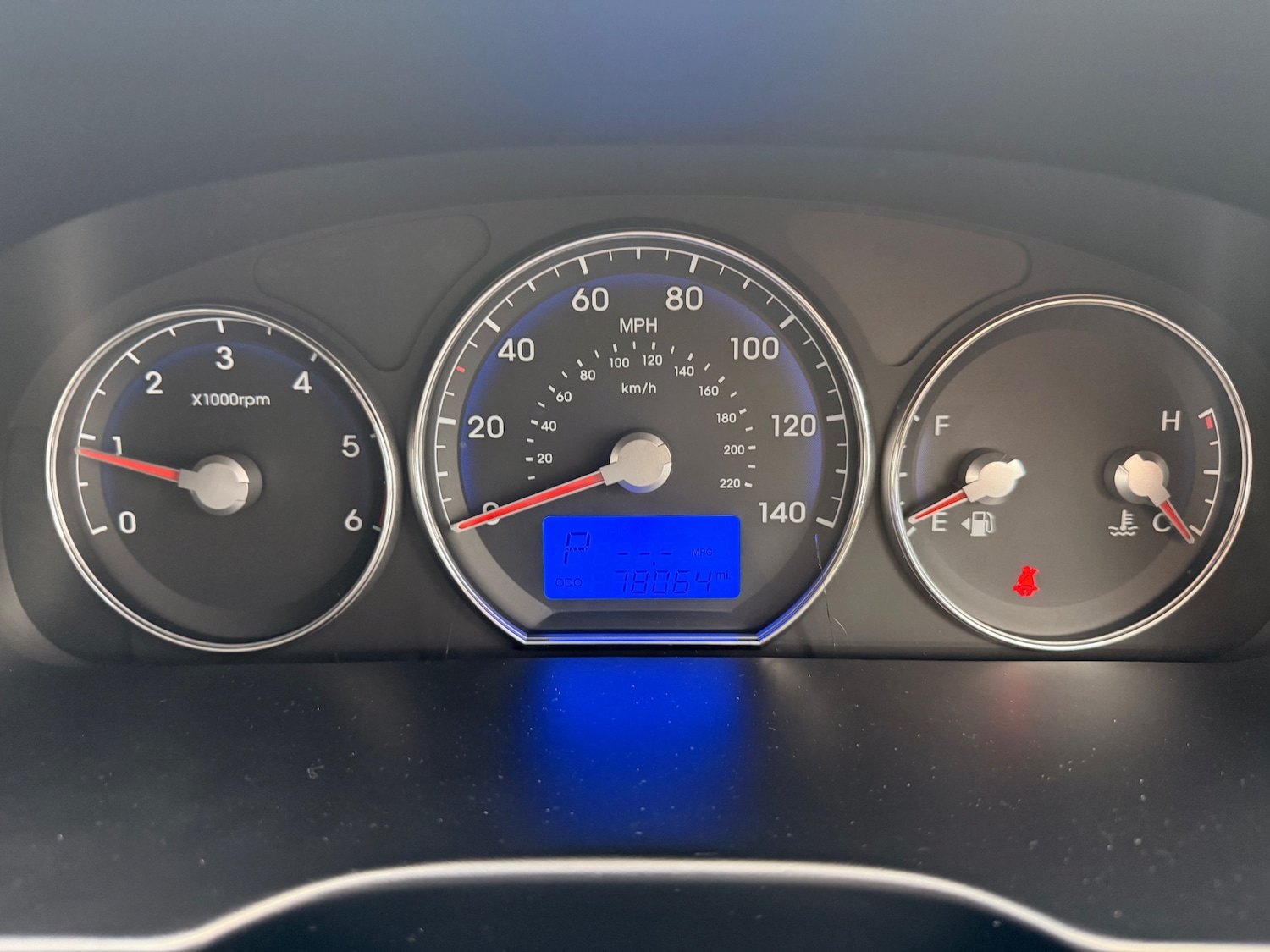 Used Hyundai Santa Fe 2012 for sale - 76919727: Photo 5