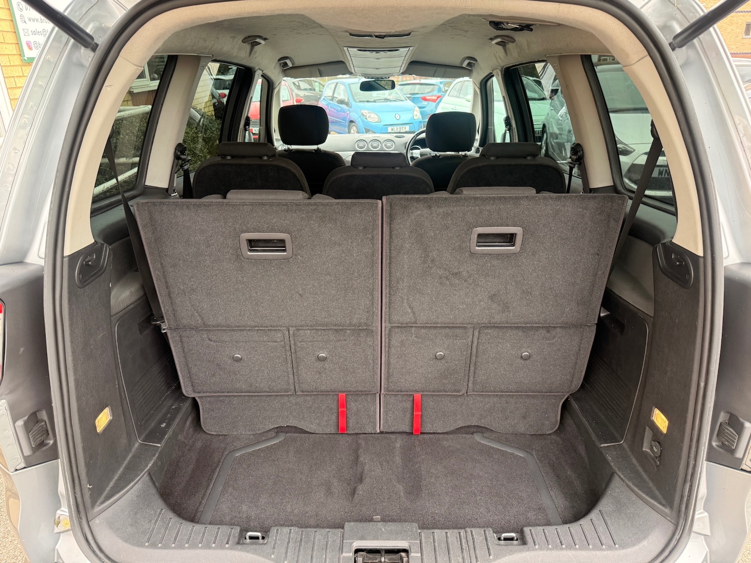 Used Ford Galaxy 2008 for sale - 77630747: Photo 8