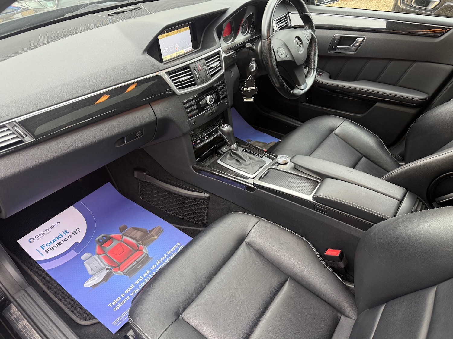 Used Mercedes-Benz E Class 2009 for sale - 76312245: Photo 10