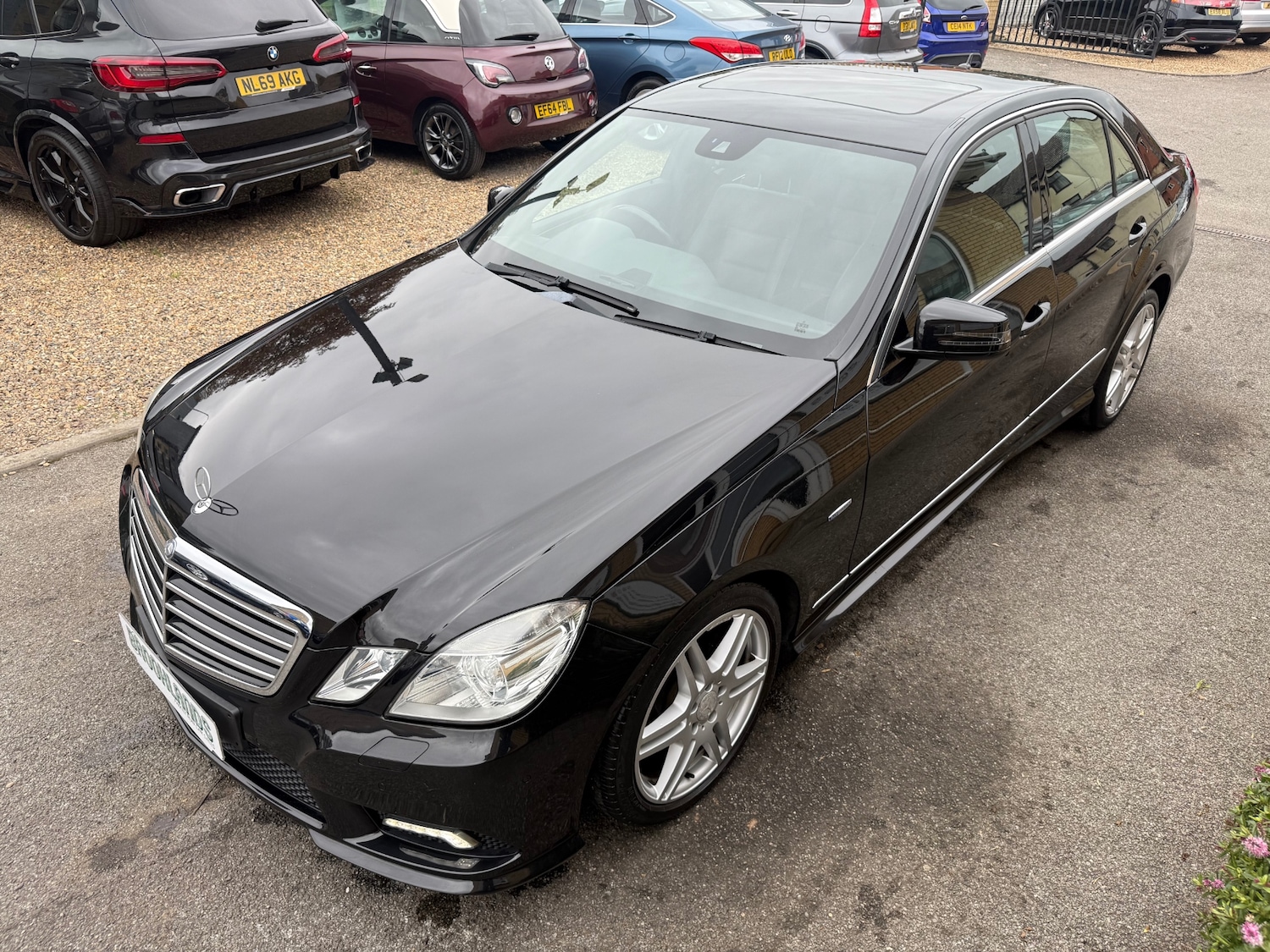 Used Mercedes-Benz E Class 2009 for sale - 76312245: Photo 2