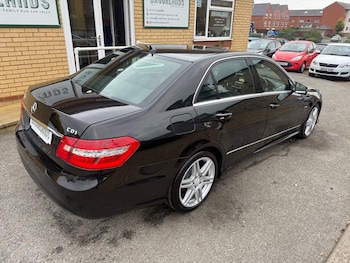 Used Mercedes-Benz E Class 2009 for sale - 76312245: Photo