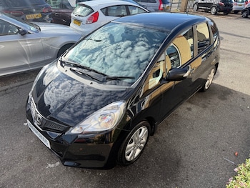 Used Honda Jazz 2013 for sale - 76343945: Photo