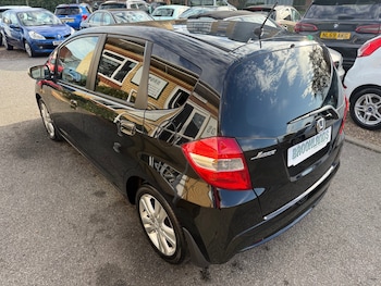 Used Honda Jazz 2013 for sale - 76343945: Photo