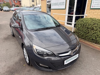 Used Vauxhall Astra 2015 for sale - 79571517: Photo