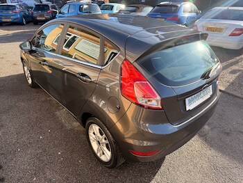 Used Ford Fiesta 2015 for sale - 77435272: Photo