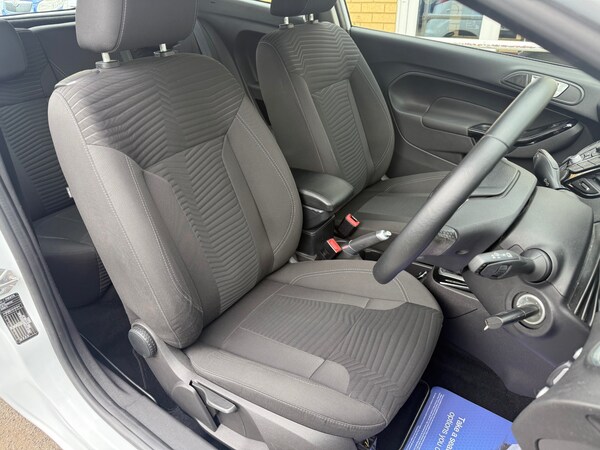 Used Ford Fiesta 2013 for sale - 75674410: Photo 6