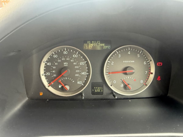 Used Volvo V50 2005 for sale - 75702376: Photo 5