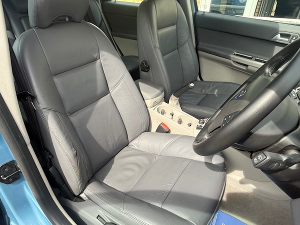 Used Volvo V50 2005 for sale - 75702376: Photo 6