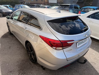 Used Hyundai i40 2016 for sale - 79868575: Photo