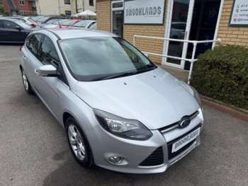2011 (11) - 1.6 Zetec 5 Door