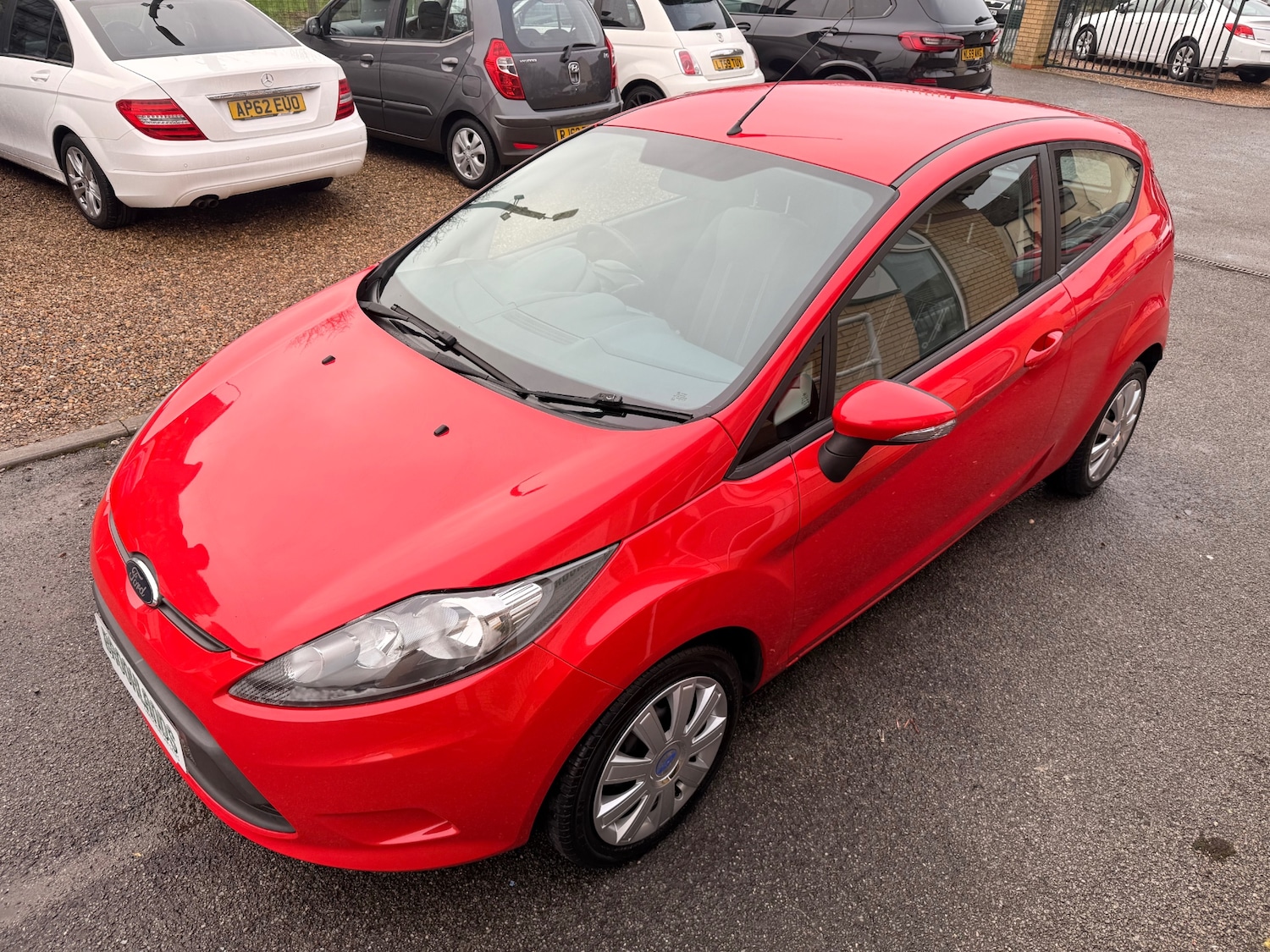 Used Ford Fiesta 2010 for sale - 77475566: Photo 2